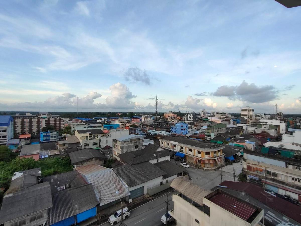 Intertower Hotel Sungai Kolok Exterior foto