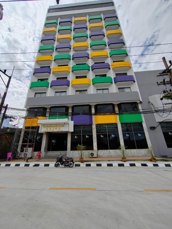 Intertower Hotel Sungai Kolok Exterior foto