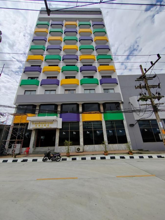 Intertower Hotel Sungai Kolok Exterior foto